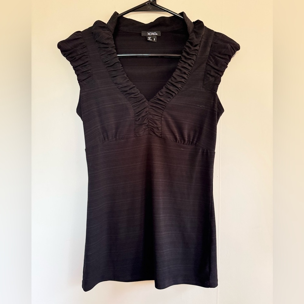 XOXO Micro Stripe Y2K  Sleeveless V Neck Top